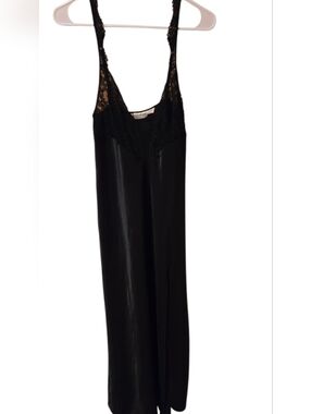 Victoria Secret Nightgown Black with Lace Size Med